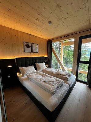 4 habitaciones, wifi gratis y ropa de cama