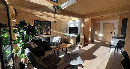 Superior Chalet # 14 with Sauna & Hot Tub