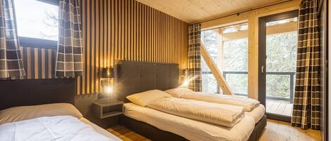 4 bedrooms, free WiFi, bed sheets