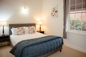 3 soverom, strykejern/-brett, reiseseng for barn og wi-fi