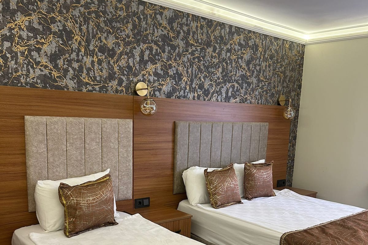 In-room safe, soundproofing, free WiFi