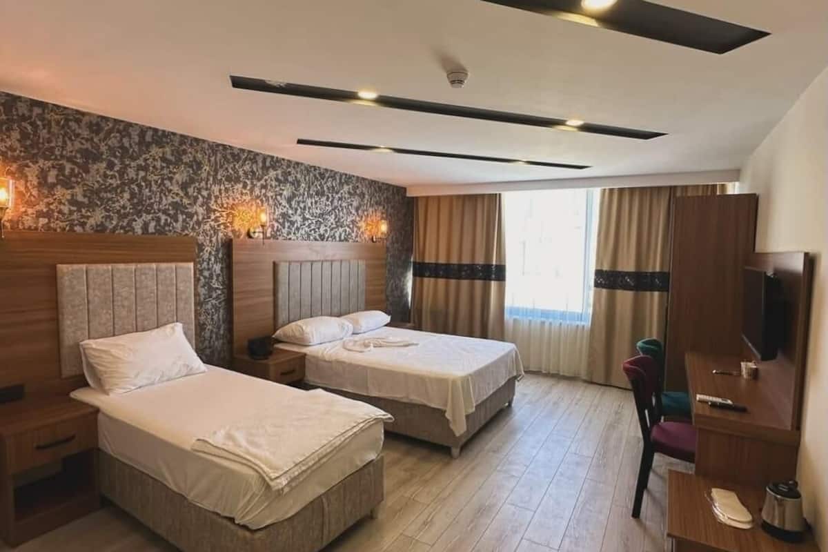 Free minibar items, in-room safe, soundproofing, free WiFi