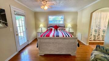 2 makuuhuonetta, ilmainen Wi-Fi, vuodevaatteet