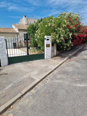 Property grounds - Vacances Entre mer et Montagne (Alès)