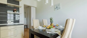 Apartments near Picasso Square