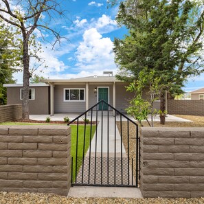 House | 3 bedrooms - Prescott Family Friendly 3 Bedroom w Large Yard (Prescott)