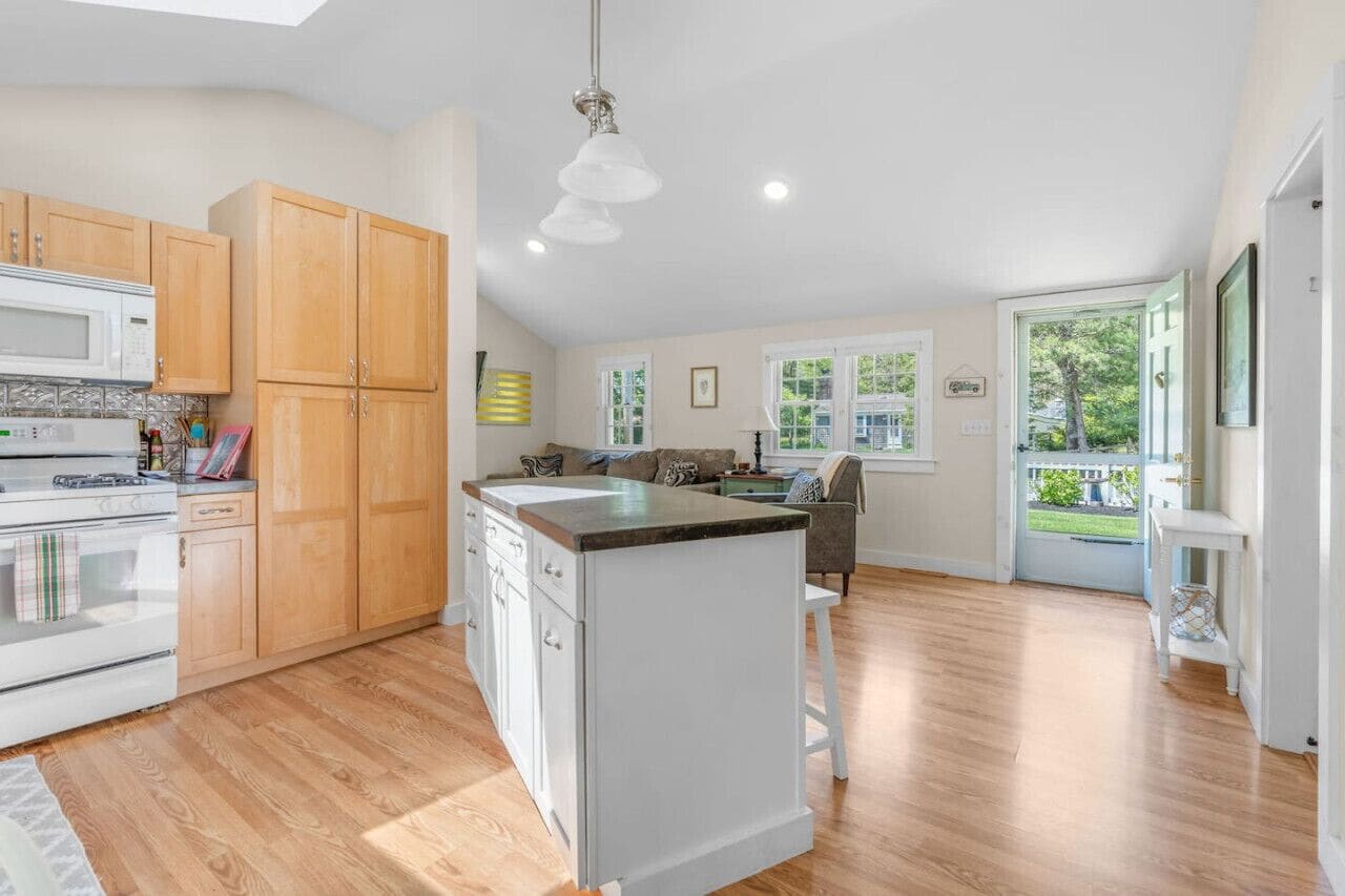 Refrigerador, horno, parrilla de estufa y lavavajillas 