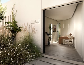 House, Accessible, Smoking | 8 bedrooms, desk, soundproofing