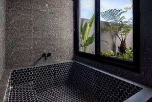Superior Room | Garden view