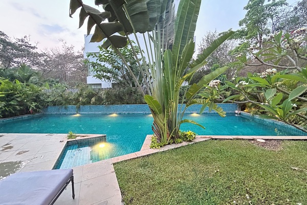 spacious swimming pool a couple of steps away from the villa