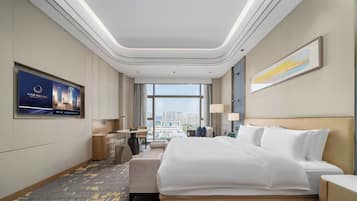 瓯越大床房 | 迷你吧、办公桌、免费 WiFi、床单