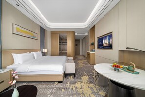 Basic Single Room, 1 King Bed | Minibar, in-room safe, desk, blackout curtains - YTL OuYue International Hotel (Wenzhou)