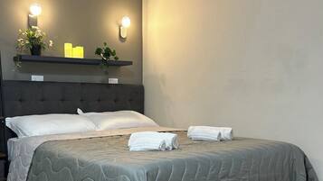 1 Schlafzimmer, Bügeleisen/Bügelbrett, kostenloses WLAN, Bettwäsche