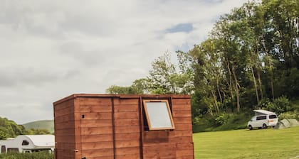 Cozy shepherds hut in the stunning village of Alfriston
