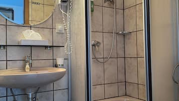 Basic Room | Bathroom | Hair dryer