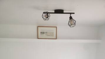 3 chambres, fer et planche Ă repasser, Wi-Fi, draps fournis