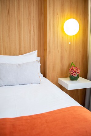 Wifi gratis y ropa de cama 