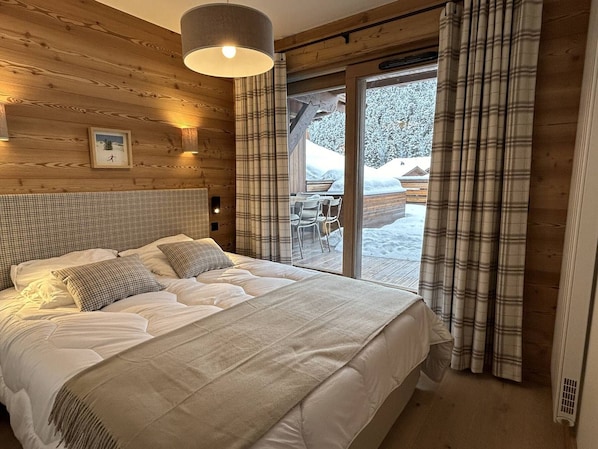 3 bedrooms, free WiFi, bed sheets