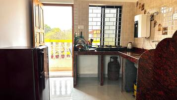 Standard-Apartment, Gartenblick | Eigene Küche