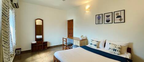 Comfort Apartment | Free WiFi, bed sheets