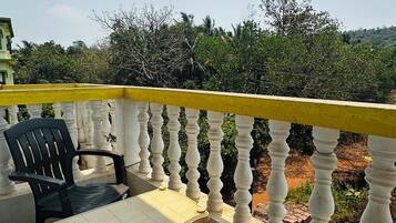 Standard-Apartment, Gartenblick | Terrasse/Patio