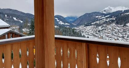 Individual chalet with Wi-Fi, private parking and pets allowed
