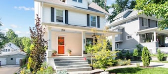 Buffet's Neighborhood | Dundee | Home Gym, Fire-Pit, S'mores!