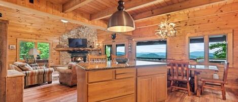 المنشأة من الداخل