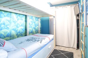 Iron/ironing board, free WiFi, bed sheets - Renovated flat with sea view Les Sables - 4 people (Les Sables-d´Olonne)