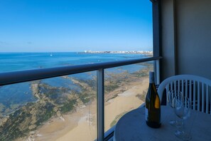 Property grounds - Renovated flat with sea view Les Sables - 4 people (Les Sables-d´Olonne)