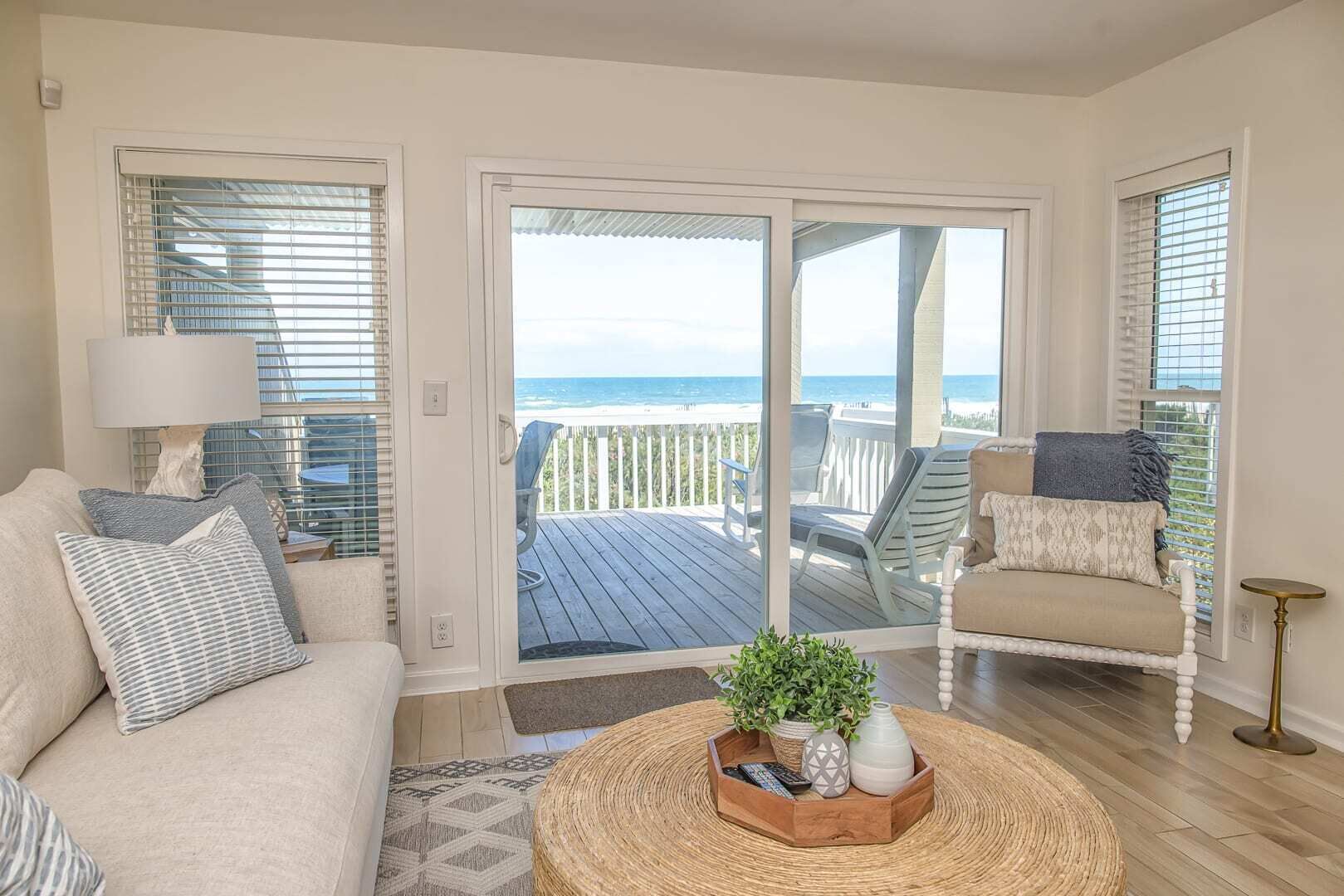 تلفزيون ذكي، كُتُب، مكتب