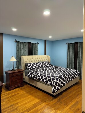 3 habitaciones, escritorio, tabla de planchar con plancha y wifi 