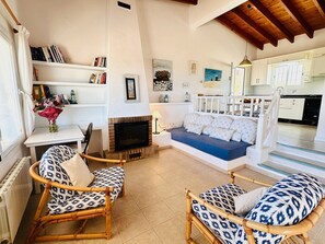 TV - Casa Stefi Beach House, Migjorn - Formentera (Playa de Migjorn)