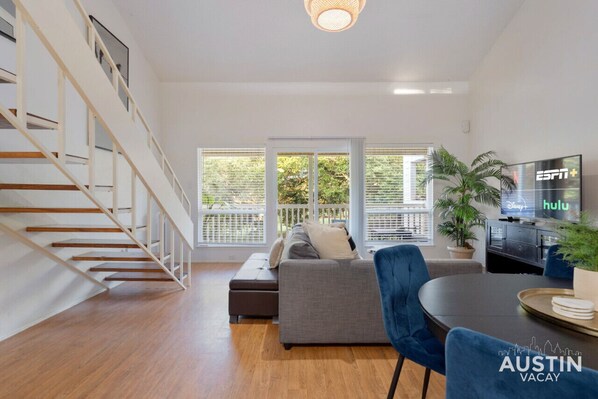 Téléviseur connecté, livres