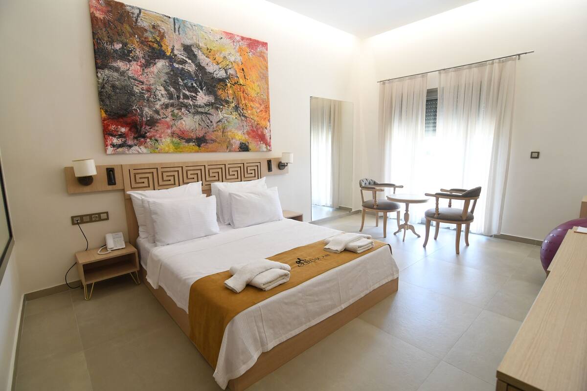 Classic Double Room, Pool View | Premium bedding, down duvets, minibar, in-room safe
