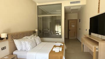Literie de qualité supérieure, couette en duvet d'oie, minibar