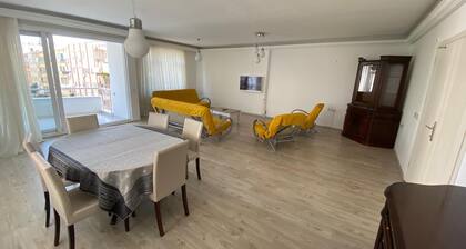 old town yakını genis ev