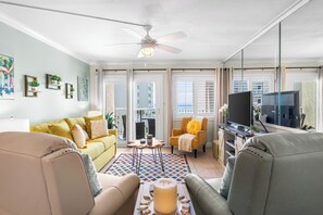 TV - Newly added 2 BR/ 2 BA Condominium with Free Beach Service! (Destin)