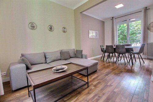 Maison Centre Ville , À 15 mn de Paris