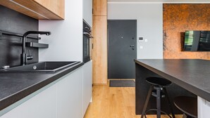 Apartamento clásico, balcón | Cocina privada