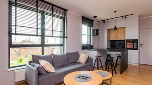 Apartamento clásico, balcón