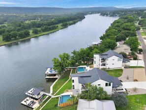 Exterior - The Escape at 212 | Concierge Services | Promos Available (Burnet)
