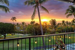 Property grounds - Panoramic Ocean Views, Pools & Hot Tubs (Kailua-Kona)