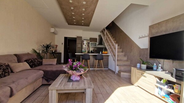 Living area - Jolie Villa Corse 100m DE LA Plage Toute Equipee (Borgo)