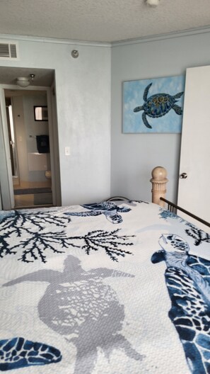 2 bedrooms, iron/ironing board, travel crib, WiFi - Spectacular, Oceanview Condo, Pool, Hot Tub, Gorgeous Views sunrise to sunset! (Daytona Beach Shores)