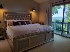 4 soveværelser, skrivebord, strygejern/strygebræt, gratis Wi-Fi