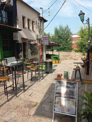 Front of property - Hostel Spa by Gucci Han (Skopje)