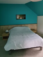 Double Room, Balcony | Free WiFi