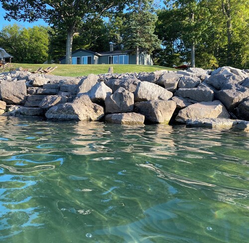 Happy Haven on Lake Ontario 