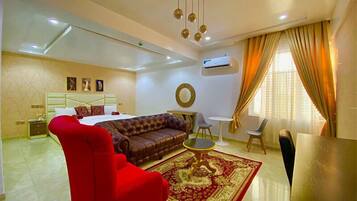 43-inch Smart TV with satellite channels, Netflix, streaming services